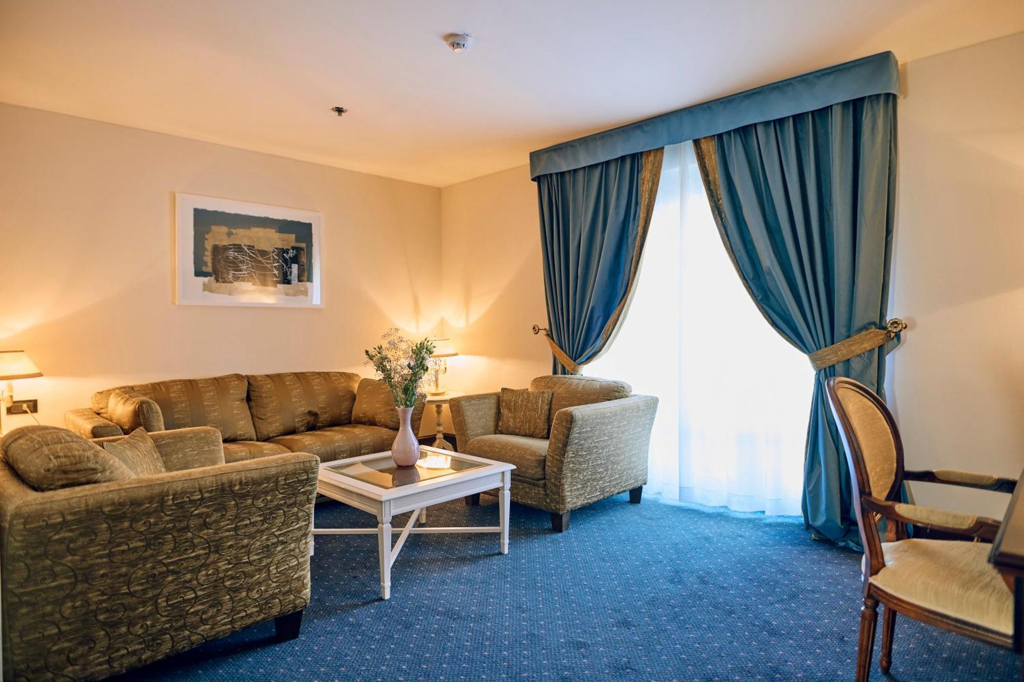 Arbiana Heritage Hotel Раб Стая снимка