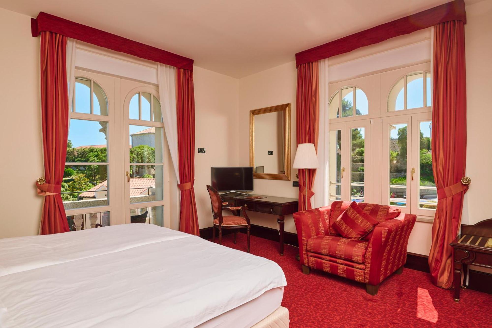 Arbiana Heritage Hotel Раб Екстериор снимка
